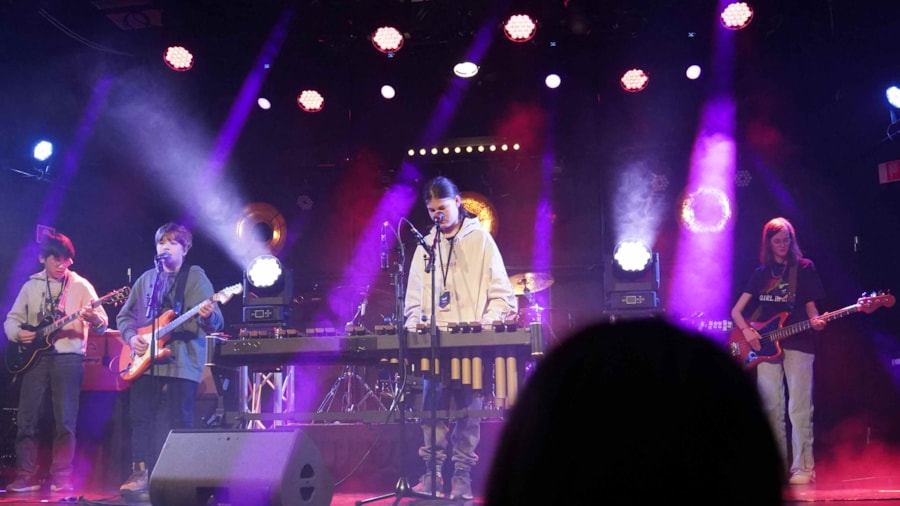 Ungdom som spiller i band fra årets UKM