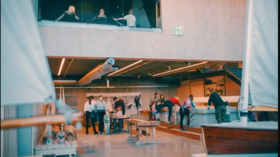 liv og røre på museet