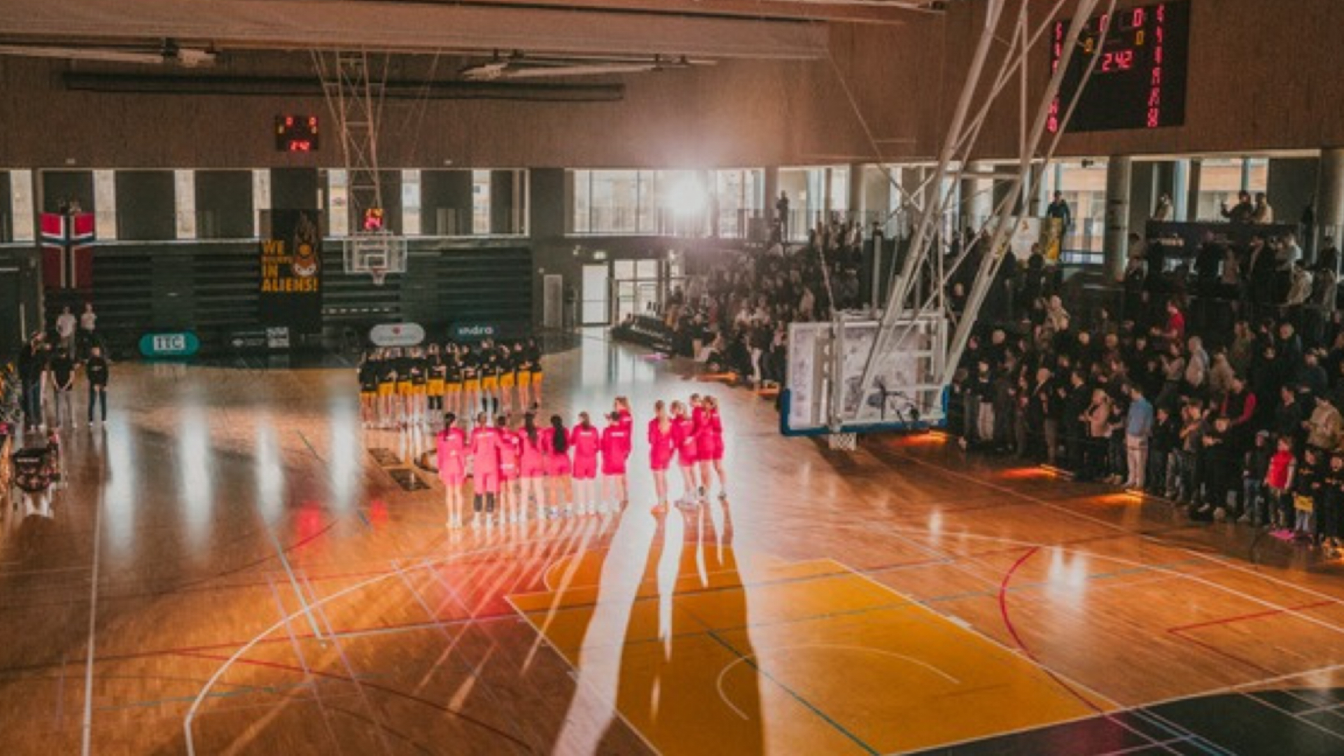 Fra NM-finalen i fjor - god stemning i Leikvollhallen