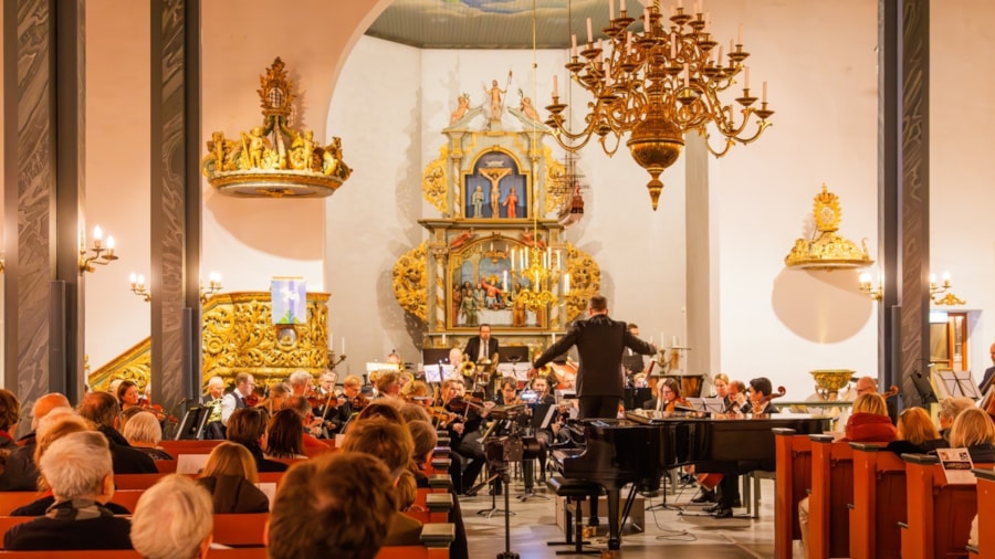 Asker symfoniorkester i Asker kirke (julekonsert 2024)