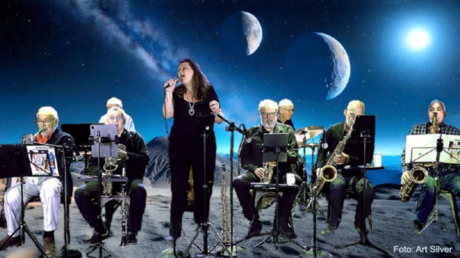 Moonlight Serenade