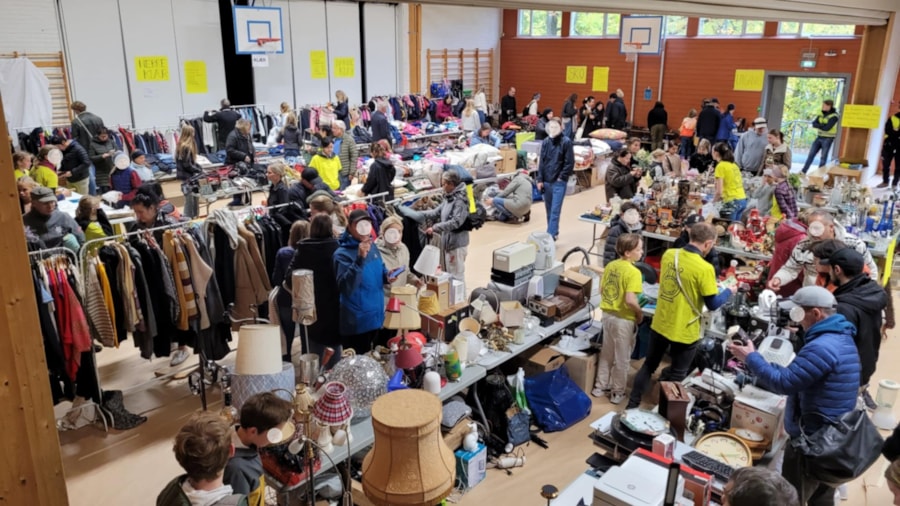 Fra 2024 - loppemarkedet arrangeres i gymsalen, i storstua og i skolegården