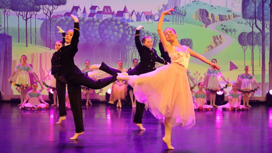 Ballettdansere i Tornerose på scenen i Asker kulturhus