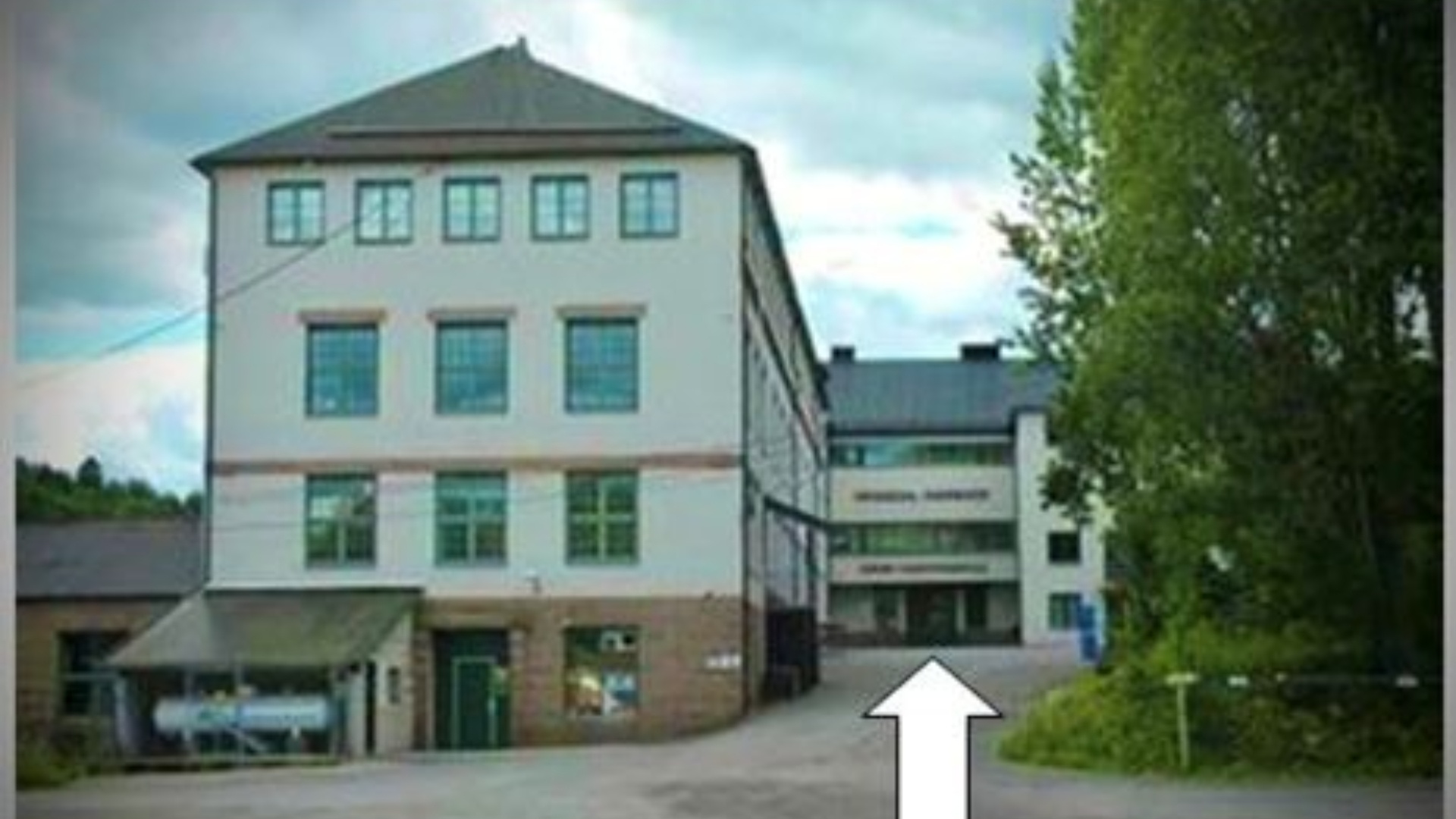 Inngangen til Utstillingshallen