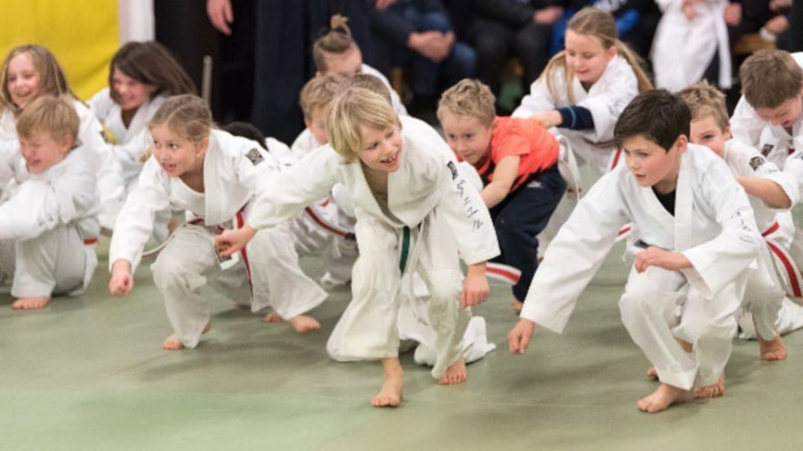 Viser barnen i aksjon