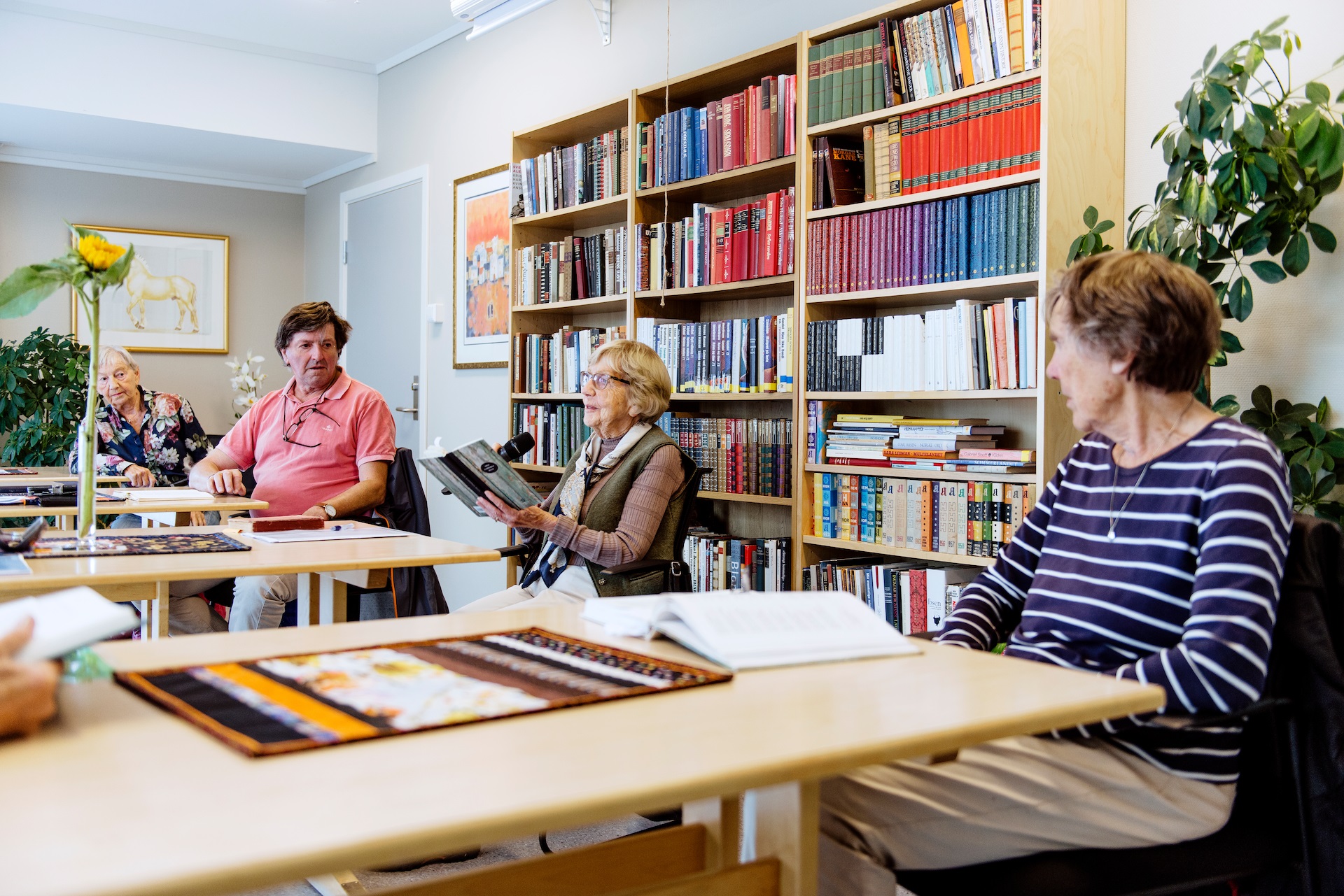 Høytlesing for eldre
